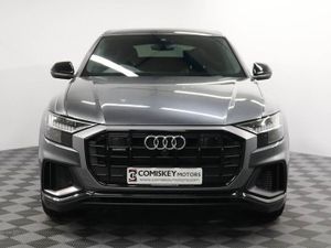 Audi Q8 TDI V6 Black Edition - Image 2