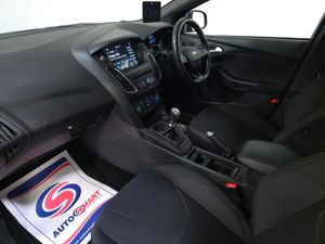 Ford Focus ST-Line 1.0 Ecoboost - Image 4