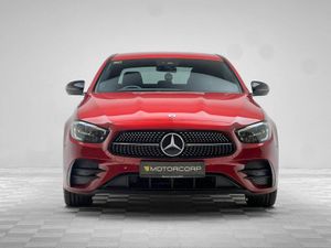 Mercedes-Benz E-Class E300 DE AMG LINE AUTO - Image 2