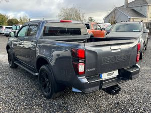 212 ISUZU DMAX 1.9 TWIN TURBO - Image 4