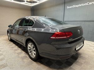 Volkswagen Passat 1.6 TDI SE BUSINESS BLUEMOTION 1 - Image 2