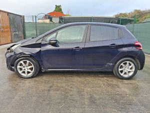 2015 Peugeot 208  1.0 Peugeot - Image 4