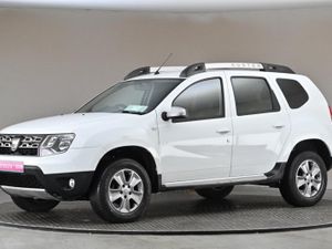 Dacia Duster 1.5 DCi Signature 110BHP 6spd  air C - Image 4