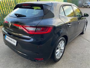 Renault Megane DYNAMIQUE NAV DCI 110 5DR HATCH - Image 4