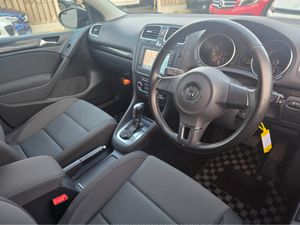 Volkswagen Golf Highline Automatic - Image 2