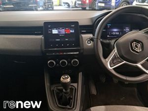 Renault Clio TCe 90 Evolution  87.92 per Week - Image 3