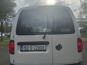 Volkswagen Caddy MAXI 2019 INCLUDES VAT - Image 4