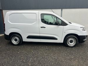 2024 Toyota Pro Ace City - 5000kms!! - Image 3