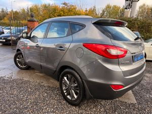 2014 Hyundai ix35  Hyundai ix35 1.7 EXECUTIVE - Image 4