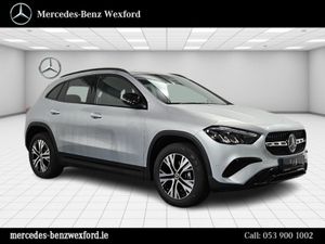 Mercedes-Benz GLA 180D Progressive with Nightpack - Image 3