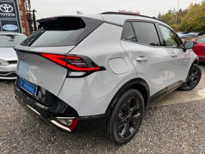2025 Kia Sportage 1.6 PLUG-IN HYBRID - Image 4