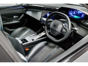 Peugeot 308 Allure 1.6 PHEV Auto 180HP - Image 2