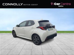 Toyota Yaris 1.5 Hybrid Luna Sport Auto - Image 3