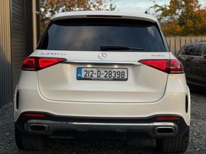 212 Mercedes 350E GLE Premium Plus - Image 4