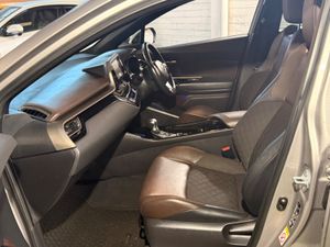Toyota CHR 2017 Top sec self charging hybrid - Image 4