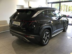 Hyundai Tucson EXECUTIVE PLUS HYBRID ** SIDE STEPS - Image 2