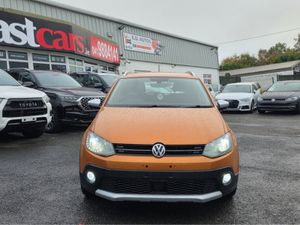 Volkswagen Polo 1.2 TSI HIGHLINE  CROSS EDITION / - Image 2