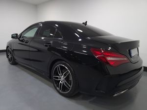Mercedes-Benz CLA 200 AMG Line - Image 2