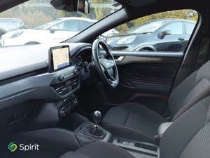 Ford Focus 1.0l Ecoboost 125PS St-line Estate - Image 4