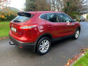 Nissan Qashqai 2015 - Image 2