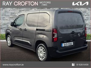 Opel Combo 1.5 Turbo D 100PS VAT - Image 4