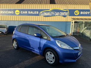 Honda Fit 1.3 SelfCharging Hybrid Auto - Image 4