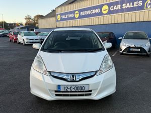 Honda Fit 1.3 SelfCharging Hybrid Auto - Image 3