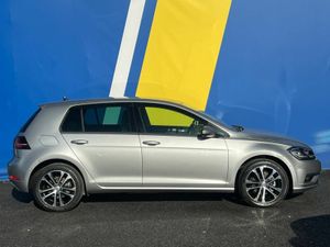 Volkswagen Golf 2.0 TDI ** HIGH SPEC ** // VERY LO - Image 2