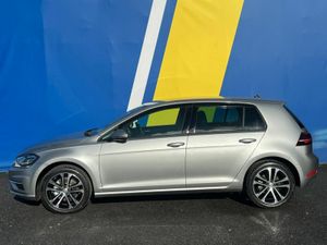 Volkswagen Golf 2.0 TDI ** HIGH SPEC ** // VERY LO - Image 3