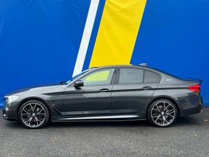 BMW 5-Series 530e M-SPORT COMPETITION 2.0 HYBRID / - Image 3