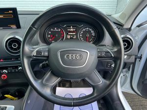 Audi A3 S-LINE PACK 1.4 TFSI AUTO // NEW 19" S-LIN - Image 4
