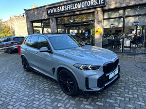 2025 BMW X5 50E M-SPORT AUTO.HUGE SPEC. - Image 2