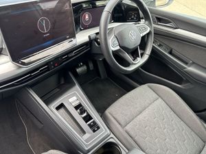 Volkswagen Golf Edition 75 1.5 Mhev 116HP Auto - Image 3