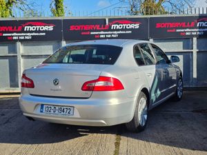 SKODA SUPERB 1.6 DIESEL TDI 2013 - Image 4