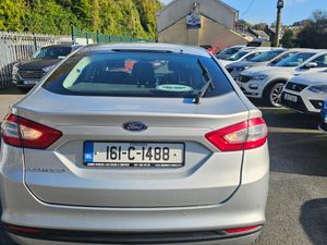 Ford Mondeo 2016 1.6TDCZetec H/B 0NLY 115KM - Image 4