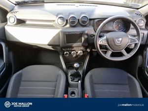 Dacia Duster Blue dCi 115 Prestige - Image 4