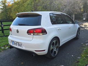 Volkswagen Golf 2.0 Gti 220 Bhp Auto Full Leather - Image 2