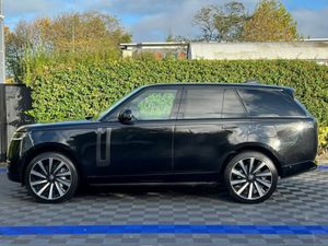 Land Rover Range Rover P460e 3.0 HYBRID // PANORAM - Image 4