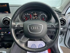 Audi A3 S-LINE PACK 1.4 TFSI AUTO // NEW 19" S-LIN - Image 4