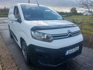 CITROEN BERLINGO 2022' 100BHP 💥 MASSIVE SPEC 💥 - Image 4