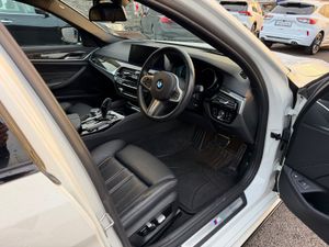 M Sport competition - Top Spec - Low mileage - Image 2