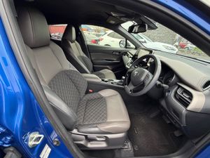 High Spec - Self Charge Hybrid - Facelift model - Image 4
