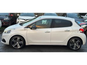 Peugeot 208 GT Line 1.2L Low Mileage Automatic Pet - Image 4