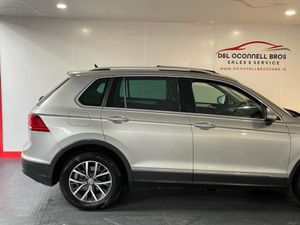 Volkswagen Tiguan CL 2.0 TDI MANUAL 6SPEED FWD 150 - Image 2