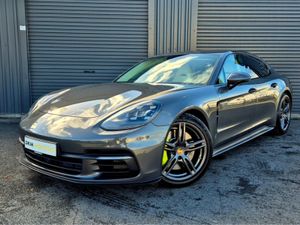 Porsche Panamera 4 E HYBRID 462BHP - Image 3