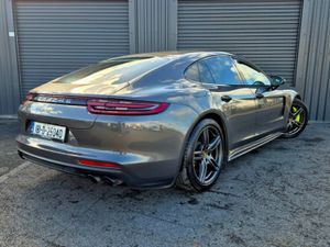 Porsche Panamera 4 E HYBRID 462BHP - Image 4
