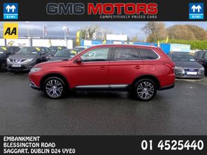 Mitsubishi Outlander 2.2 DI-D 3 4WD **7 SEATER** 1 - Image 4