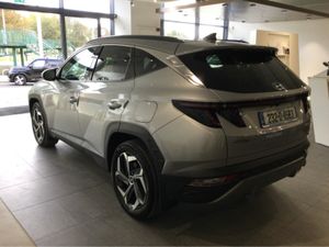 Hyundai Tucson EXECUTIVE PLUS HYBRID ** ONLY 5K KM - Image 3