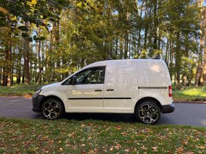 Volkswagen Caddy 2012 TDI - Image 4
