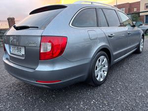 2012 Skoda Superb 1.6 TDI Ambition - Image 4